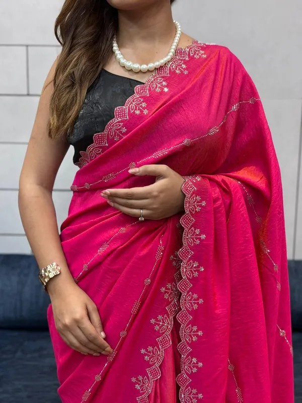 Rani_Pink_Soft_Silk_Premium_&_Elegant_Saree_With_Unstiched_Blouse