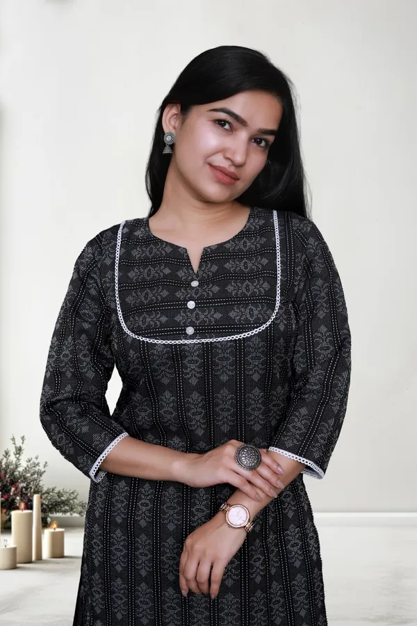 Black_Thread_Jaqard_Design_Cotton_Blend_Long_Straight_Kurti