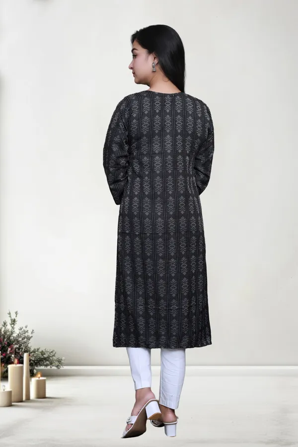 Black_Thread_Jaqard_Design_Cotton_Blend_Long_Straight_Kurti