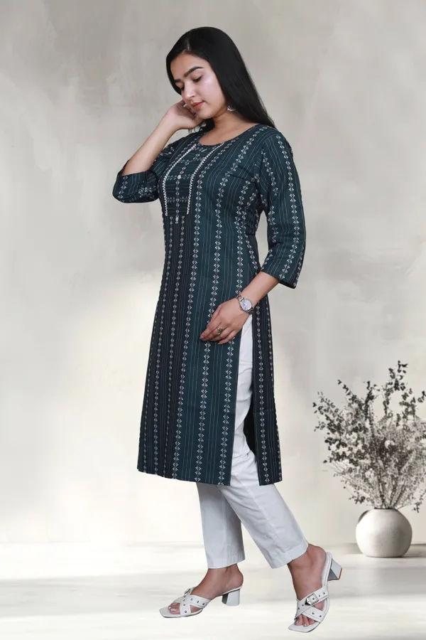 Bottle_Green_Thread_Weaving_Design_Cotton_Blend_Long_Straight_Kurti
