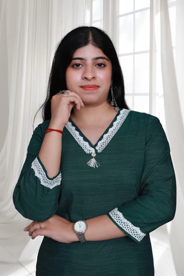 Bottle_Green_V_Neck_Self_Cotton_Blend_Long_Straight_Kurti