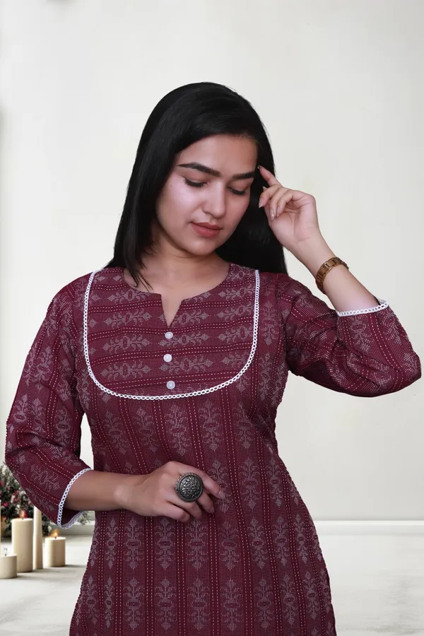Maroon_Thread_Jaqard_Design_Cotton_Blend_Long_Straight_Kurti