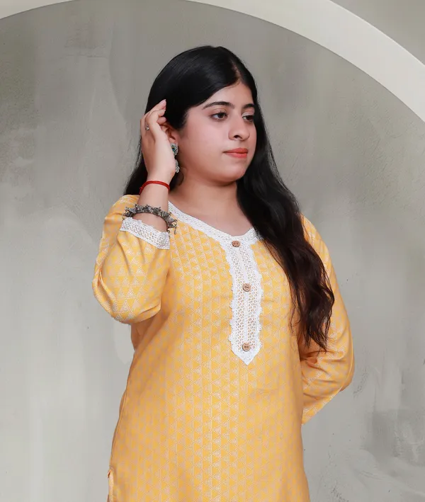 Yellow_Jacquard_Cotton_Blend_Long_Straight_Kurti