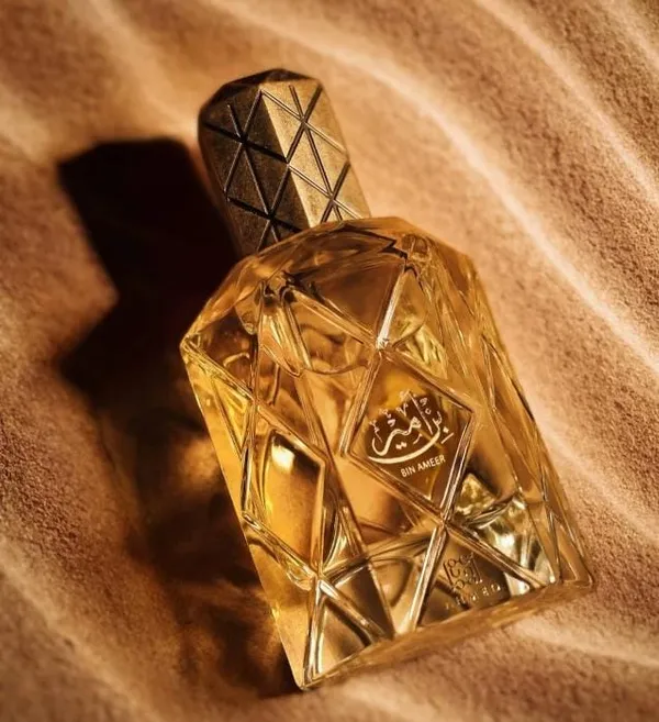 Ahmed_Al_Maghribi_Bin_Ameer_Extrait_De_Parfum_–_100ml_|_Unisex_Luxury_Fragrance_|_Intense_&_Long_Lasting_Perfume_for_Men_&_Women