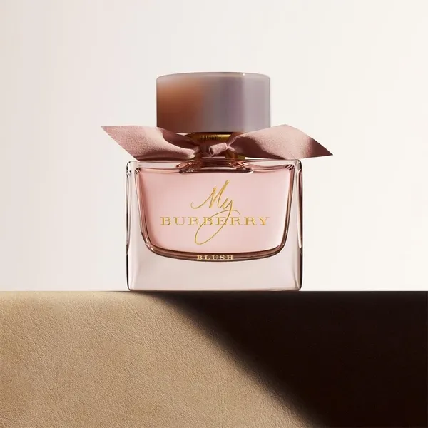 Burberry_My_Burberry_Blush_Eau_De_Parfum_90ml_–_Fresh_Fruity_Floral_Perfume_for_Women