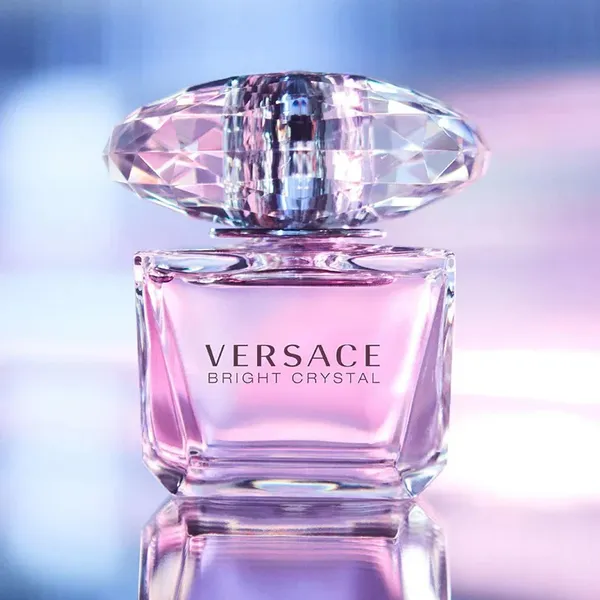 Versace_Bright_Crystal_Eau_De_Toilette_90ml_–_Fresh_Floral_Fruity_Perfume_For_Women