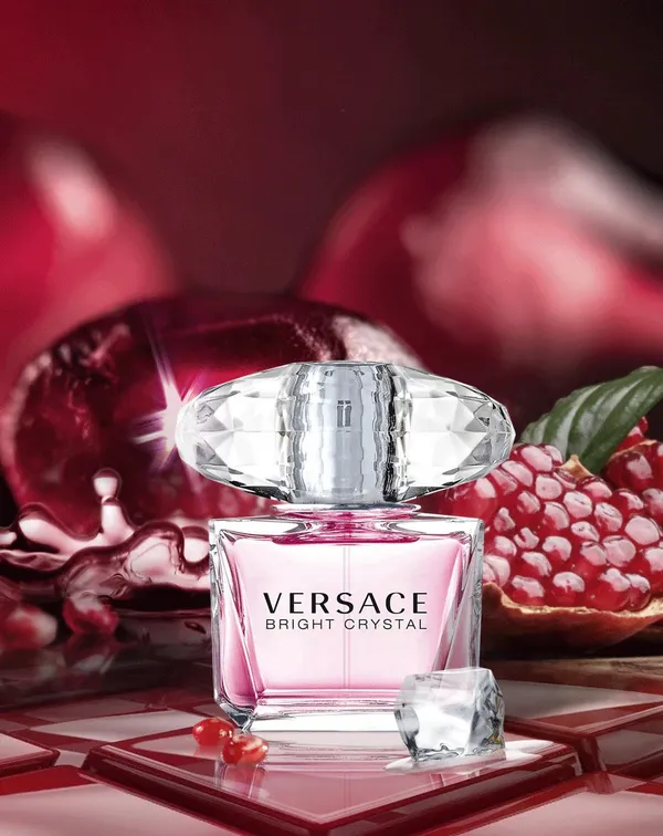 Versace_Bright_Crystal_Eau_De_Toilette_90ml_–_Fresh_Floral_Fruity_Perfume_For_Women