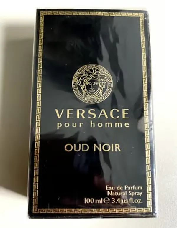 Versace_Oud_Noir_Eau_De_Parfum_100ml_–_Luxurious_Oriental_Woody_Fragrance_for_Men