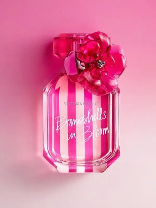 Victoria’s_Secret_Bombshells_In_Bloom_Eau_De_Parfum_100ml_–_Fresh_Floral_Signature_Perfume_For_Women