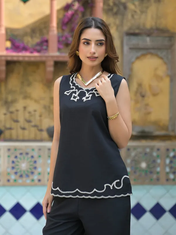 Black_Cotton_Embroidered_Short_Co-Ord_Set_For_Women