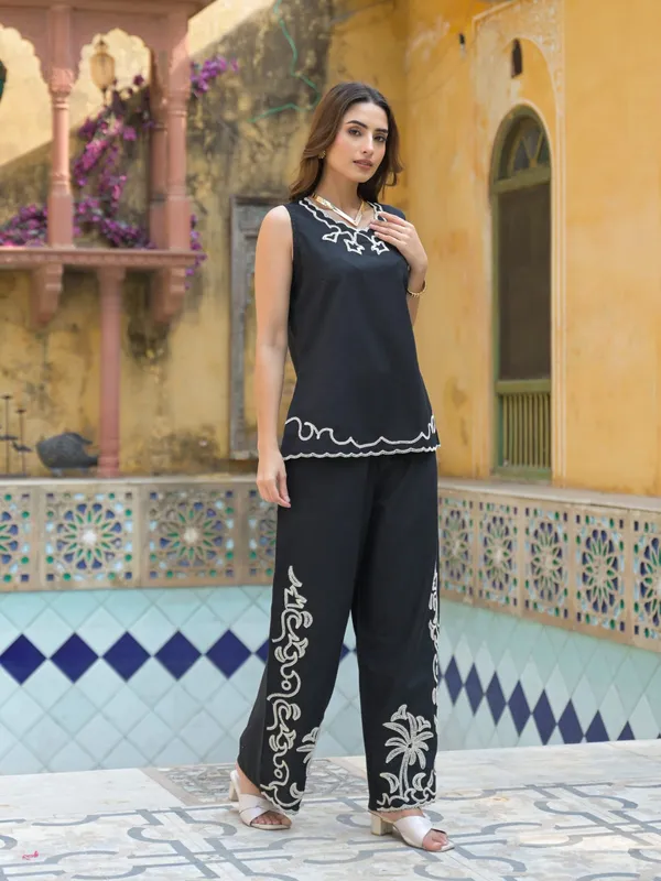 Black_Cotton_Embroidered_Short_Co-Ord_Set_For_Women