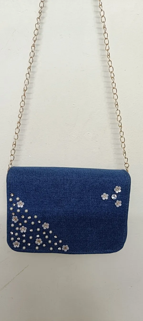 Blue_Denim_Flap_Sling_Bag_With_Gold_Chain_Strap_For_Women