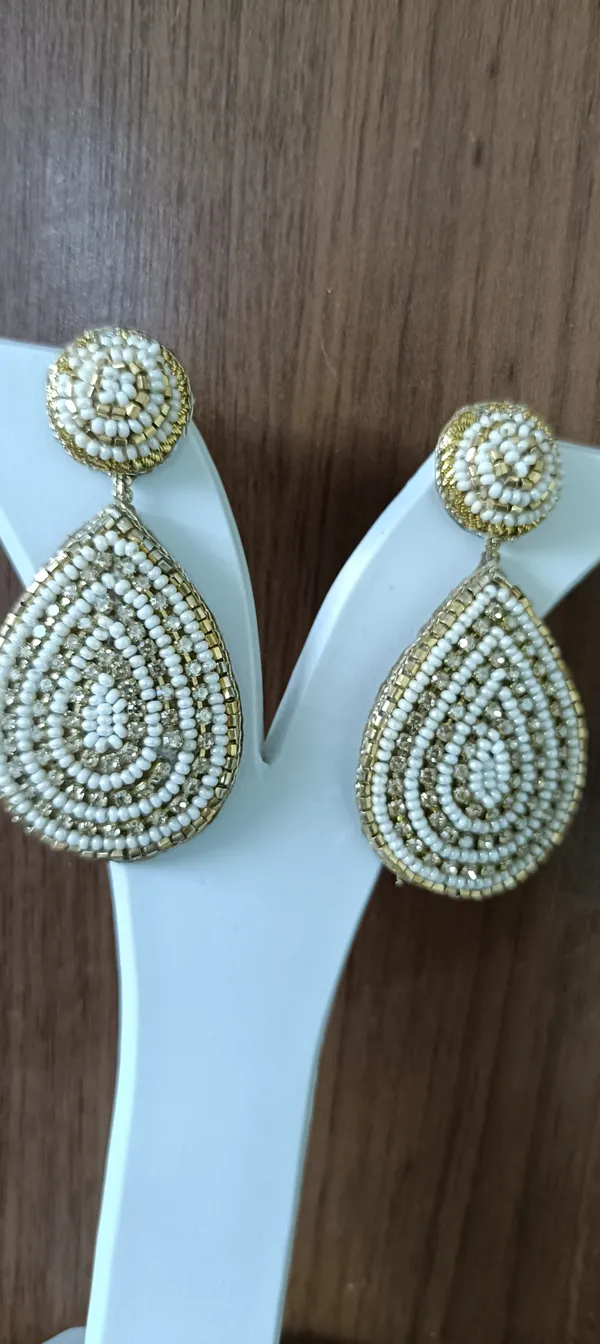 White_Gold_Beaded_Teardrop_Dangler_Earrings_For_Women