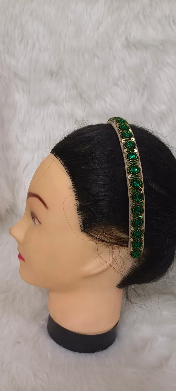 Green_Stone_Embellished_Metal_Hairband_For_Women