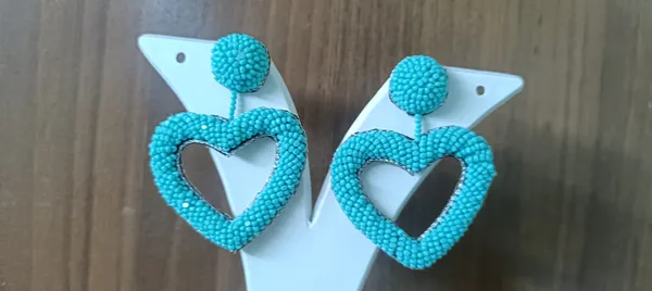 Turquoise_Beaded_Heart_Drop_Earrings_For_Women