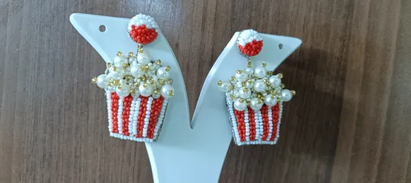 Red_White_Beaded_Popcorn_Bucket_Drop_Earrings_For_Women