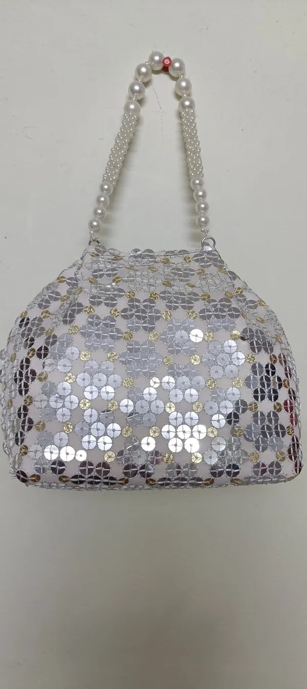 Silver_Cotton_Sequin_Beaded_Handle_Potli_Handbag_For_Women