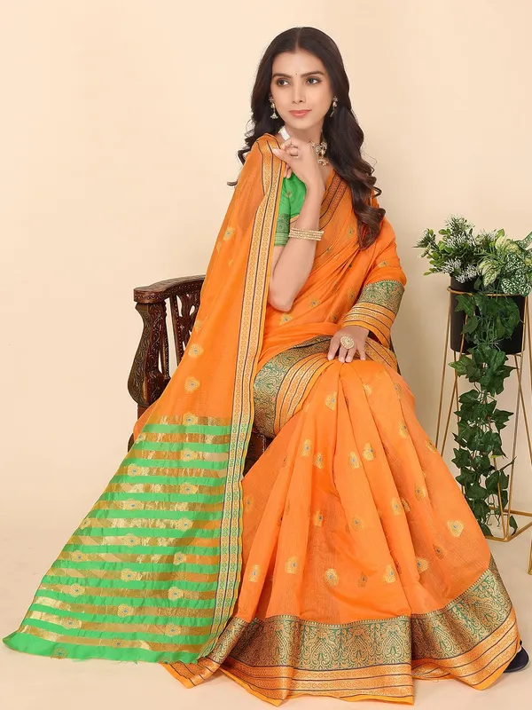 Orange_Cotton_Silk_Premium_&_Elegant_(_Zari_Ethnic_Motifs_)_Maheshwari_Saree_With_Blouse_Piece_For_Women
