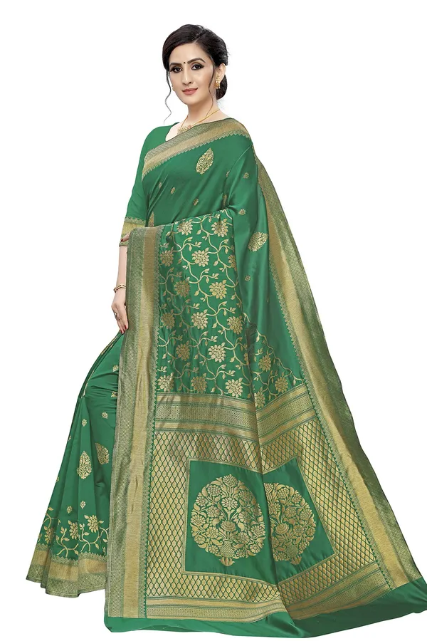 Green_Jacquard_Premium_&_Elegant_Banarasi_Saree_With_Blouse_Piece_For_Women