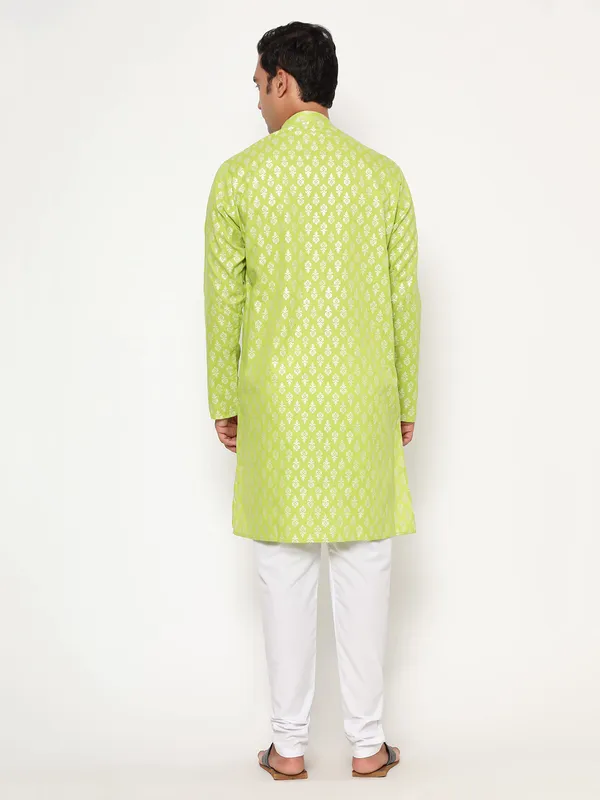 Green_Silk_Premium_&_Elegant_Regular_Kurta_&_Pajama_Set_For_Men