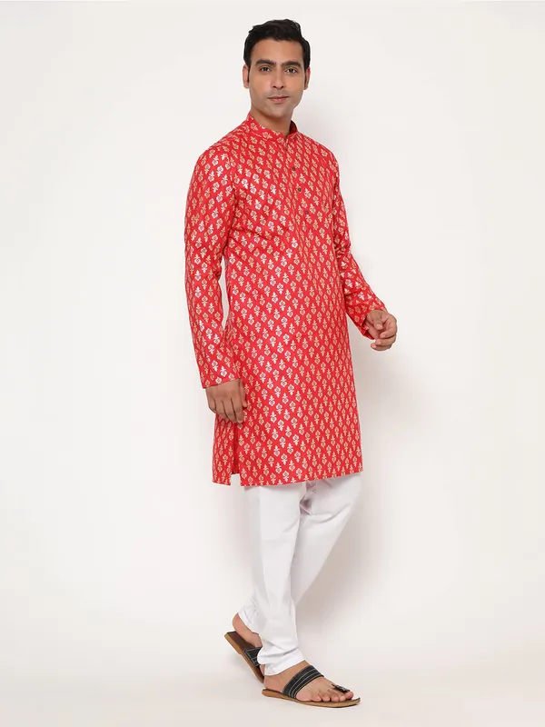 Red_Dupion_Silk_Premium_&_Elegant_Regular_Kurta_&_Pajama_Set_For_Men