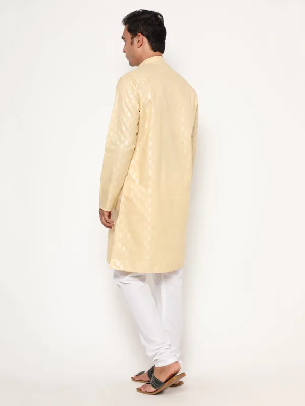Yellow_Dupion_Silk_Premium_&_Elegant_Regular_Kurta_&_Pajama_Set_For_Men