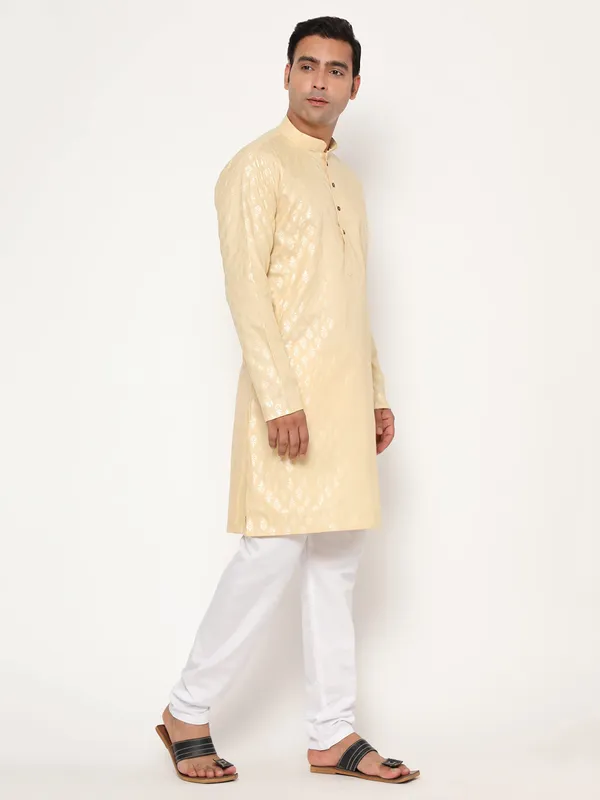 Yellow_Dupion_Silk_Premium_&_Elegant_Regular_Kurta_&_Pajama_Set_For_Men