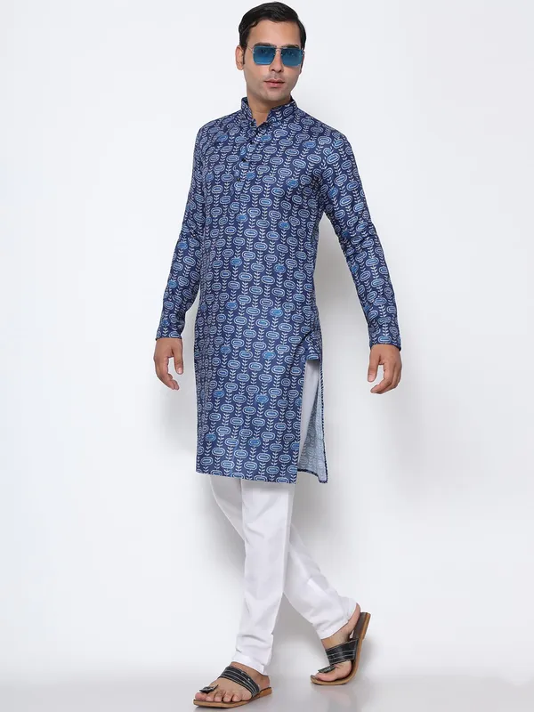 Navy_Blue_Cotton___Premium_&_Elegant_Regular_Kurta_&_Pajama_Set_For_Men