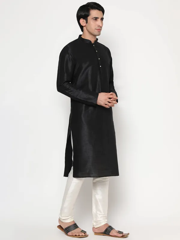 Black_Dupion_Silk_Premium_&_Elegant_Regular_Kurta_&_Pajama_Set_For_Men