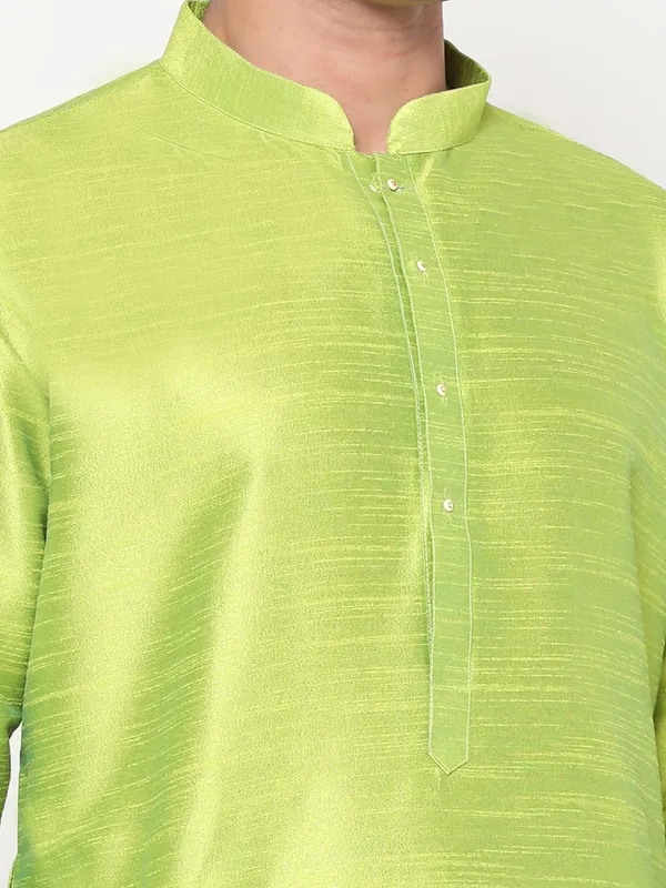 Flrsnt_Dupion_Silk_Premium_&_Elegant_Regular_Kurta_&_Pajama_Set_For_Men