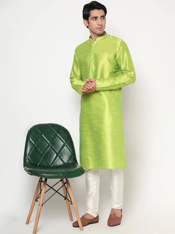 Flrsnt_Dupion_Silk_Premium_&_Elegant_Regular_Kurta_&_Pajama_Set_For_Men