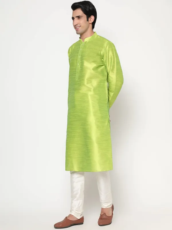 Flrsnt_Dupion_Silk_Premium_&_Elegant_Regular_Kurta_&_Pajama_Set_For_Men