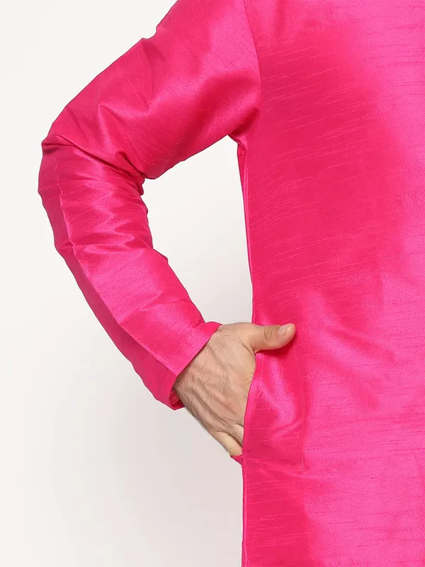 Fuchsia_Dupion_Silk_Premium_&_Elegant_Regular_Kurta_&_Pajama_Set_For_Men