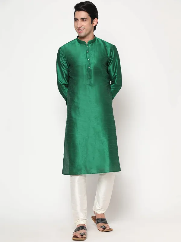 Green_Dupion_Silk_Premium_&_Elegant_Regular_Kurta_&_Pajama_Set_For_Men