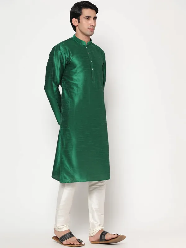 Green_Dupion_Silk_Premium_&_Elegant_Regular_Kurta_&_Pajama_Set_For_Men