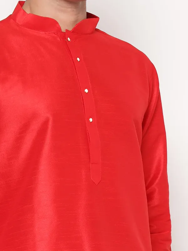 Red_Dupion_Silk_Premium_&_Elegant_Regular_Kurta_&_Pajama_Set_For_Men