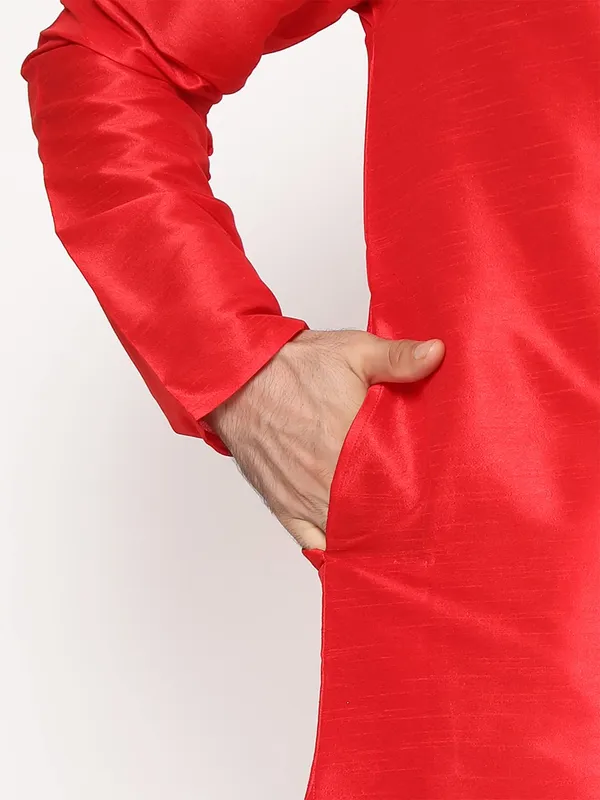 Red_Dupion_Silk_Premium_&_Elegant_Regular_Kurta_&_Pajama_Set_For_Men