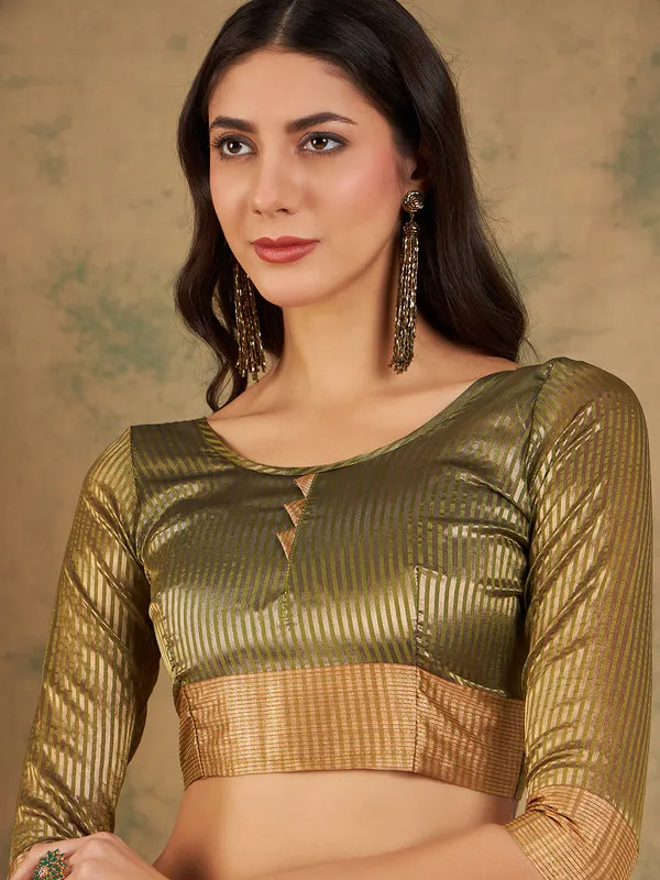 Green_Cotton_Organza_Premium_&_Elegant_(_Graceful_Zari_)_Saree_With_Blouse_Piece_For_Women