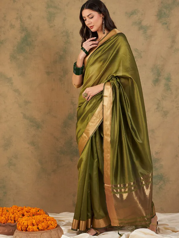 Green_Cotton_Organza_Premium_&_Elegant_(_Graceful_Zari_)_Saree_With_Blouse_Piece_For_Women