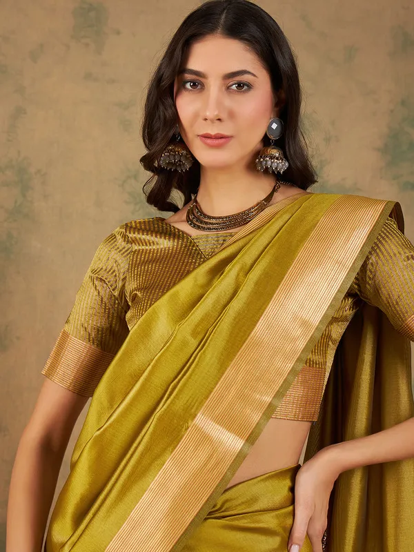 Lime_Cotton_Organza_Premium_&_Elegant_(_Graceful_Zari_)_Saree_With_Blouse_Piece_For_Women
