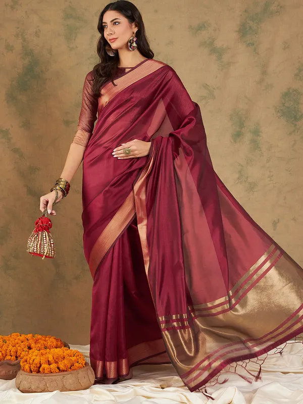 Maroon_Cotton_Organza_Premium_&_Elegant_(_Graceful_Zari_)_Saree_With_Blouse_Piece_For_Women