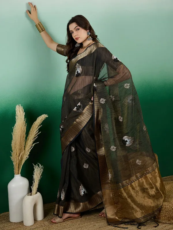 Black_Khadi_Organza_Premium_&_Elegant_(_Rich_Zari_)_Saree_With_Blouse_Piece_For_Women