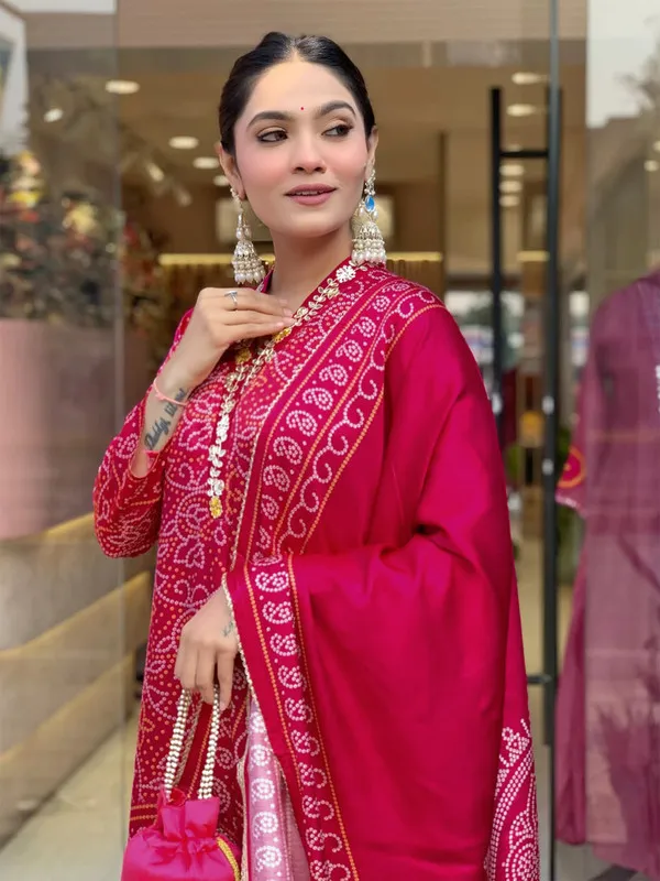 Pink_Viscose_Silk_Multi-Sequence_Embroidery_With_Lagdi_Patta_Kurta_Set_For_Women