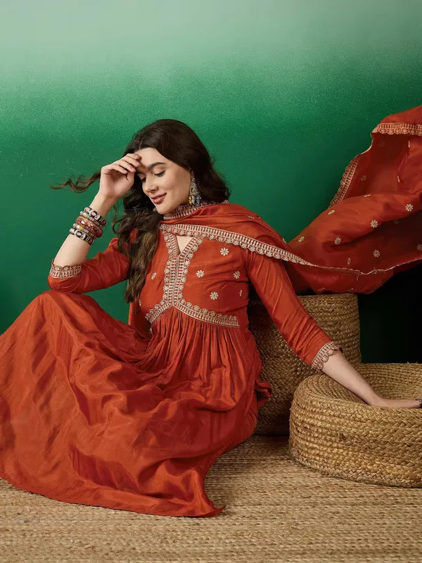 Rust_Orange_Muslin_Silk_Embroidered_Thread_Work_Kurta_Pant_Set_For_Women