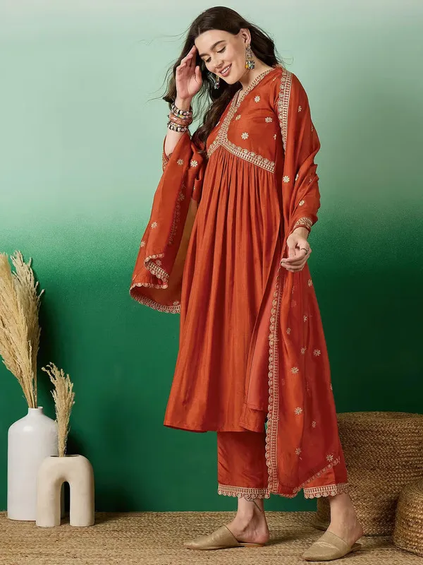 Rust_Orange_Muslin_Silk_Embroidered_Thread_Work_Kurta_Pant_Set_For_Women