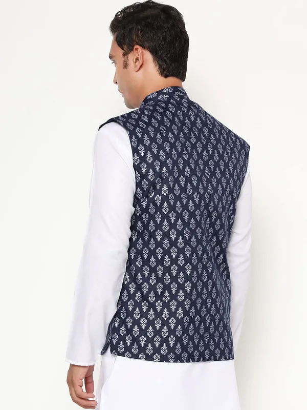 Navy_Blue_Jacquard_Premium_&_Elegant_Nehru_Jacket_Vest_For_Men