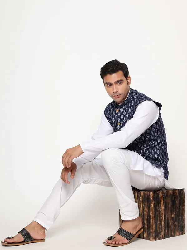 Navy_Blue_Jacquard_Premium_&_Elegant_Nehru_Jacket_Vest_For_Men