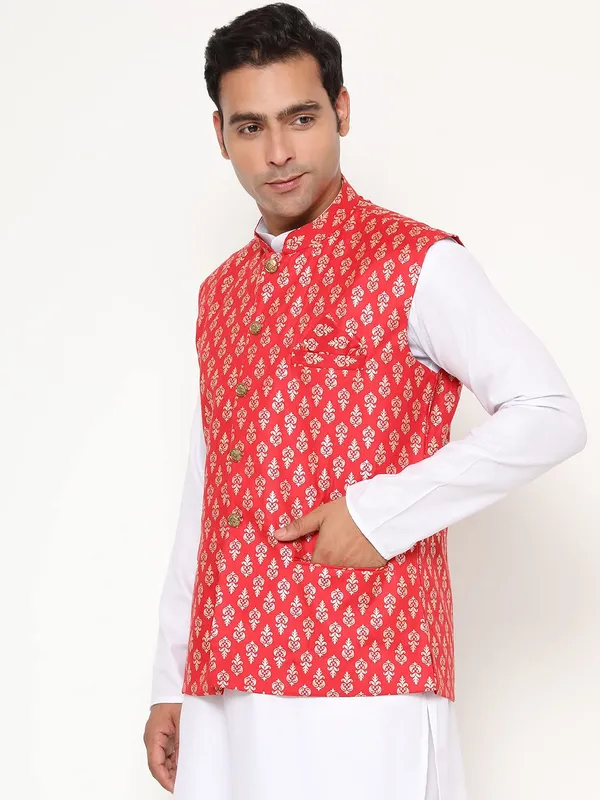 Red_Jacquard_Premium_&_Elegant_Nehru_Jacket_Vest_For_Men