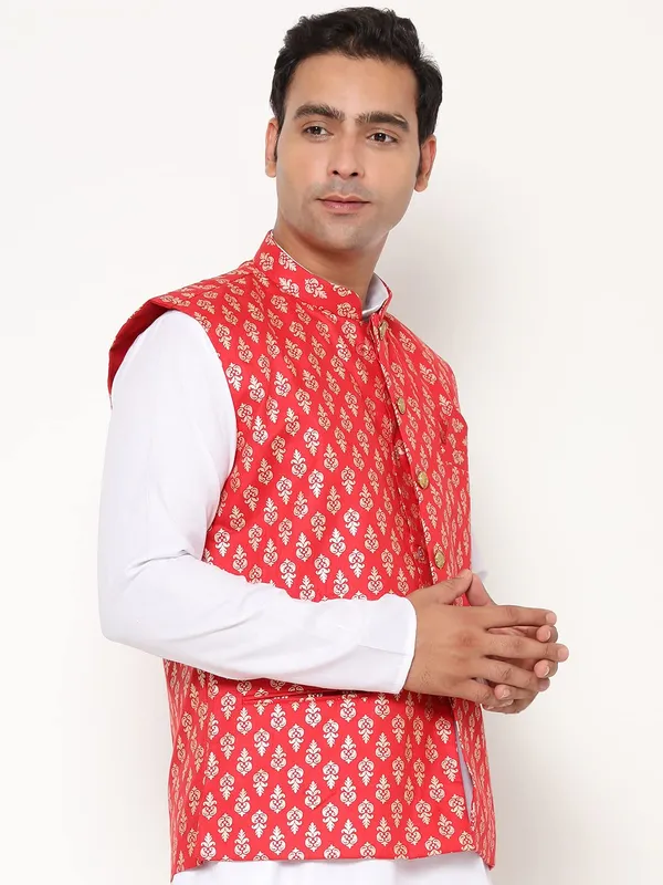 Red_Jacquard_Premium_&_Elegant_Nehru_Jacket_Vest_For_Men
