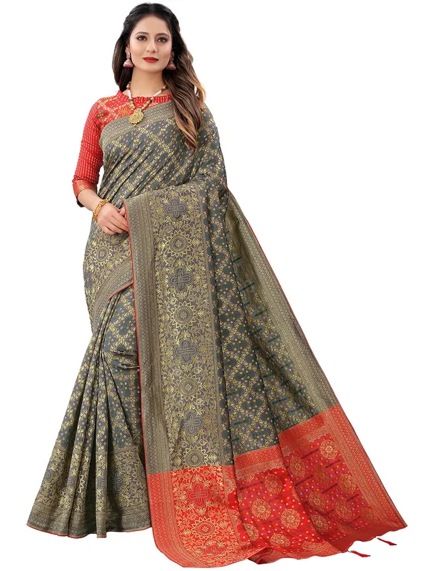 Grey_Polyester_Premium_&_Elegant_Banarasi_Fusion_Saree_With_Blouse_Piece_For_Women